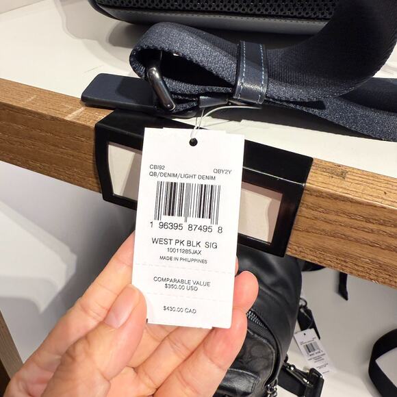 COACH Men's West Pack In Blocked Signature Canvas CBI92, Denim/Light Denim - Picture 8 of 9